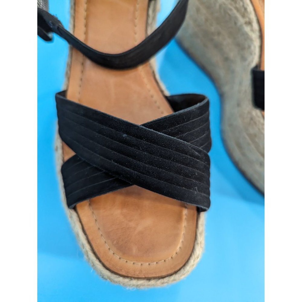 Schutz Bliese‎ Nubuck Platform sandal New without box $158 - Picture 6 of 10